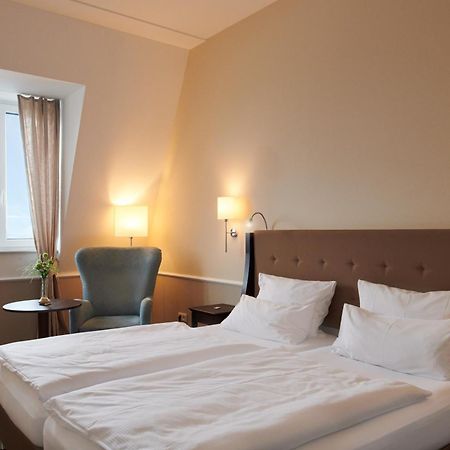 Hotel Am Delft Емден Екстериор снимка